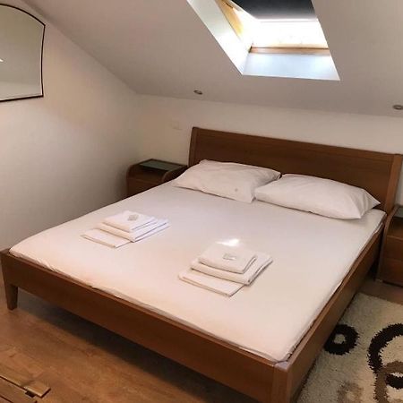 Sobe Zimmer Frei Пожега Екстер'єр фото