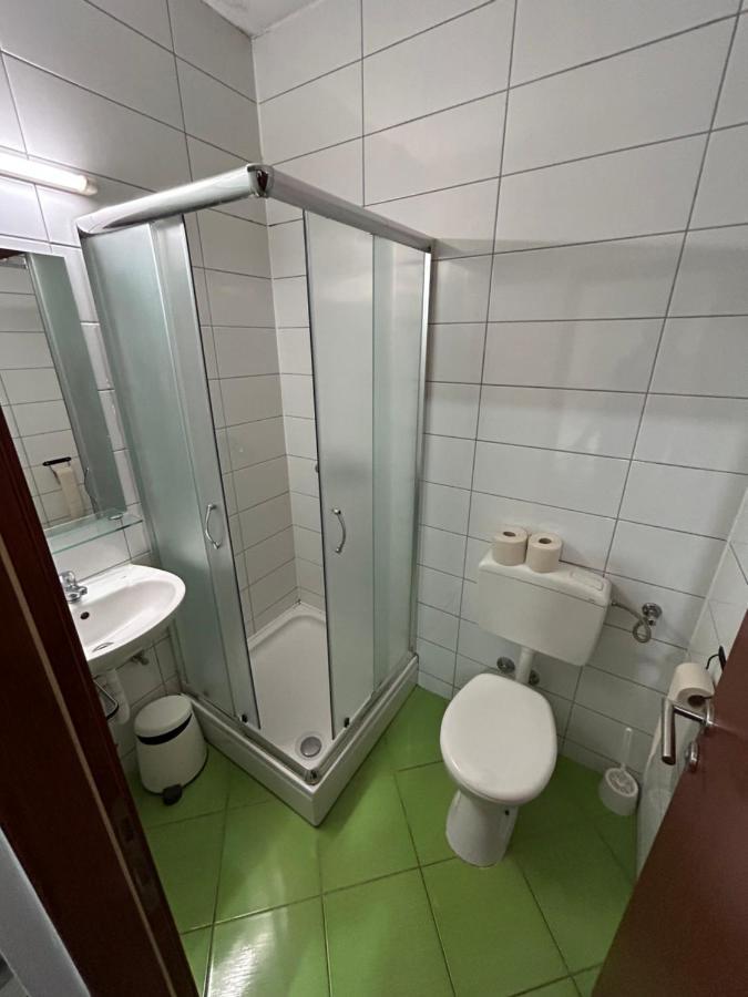 Sobe Zimmer Frei Пожега Екстер'єр фото
